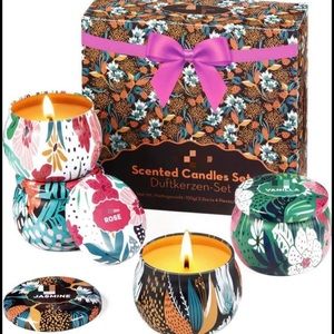 3/$15 Scented candles gift set